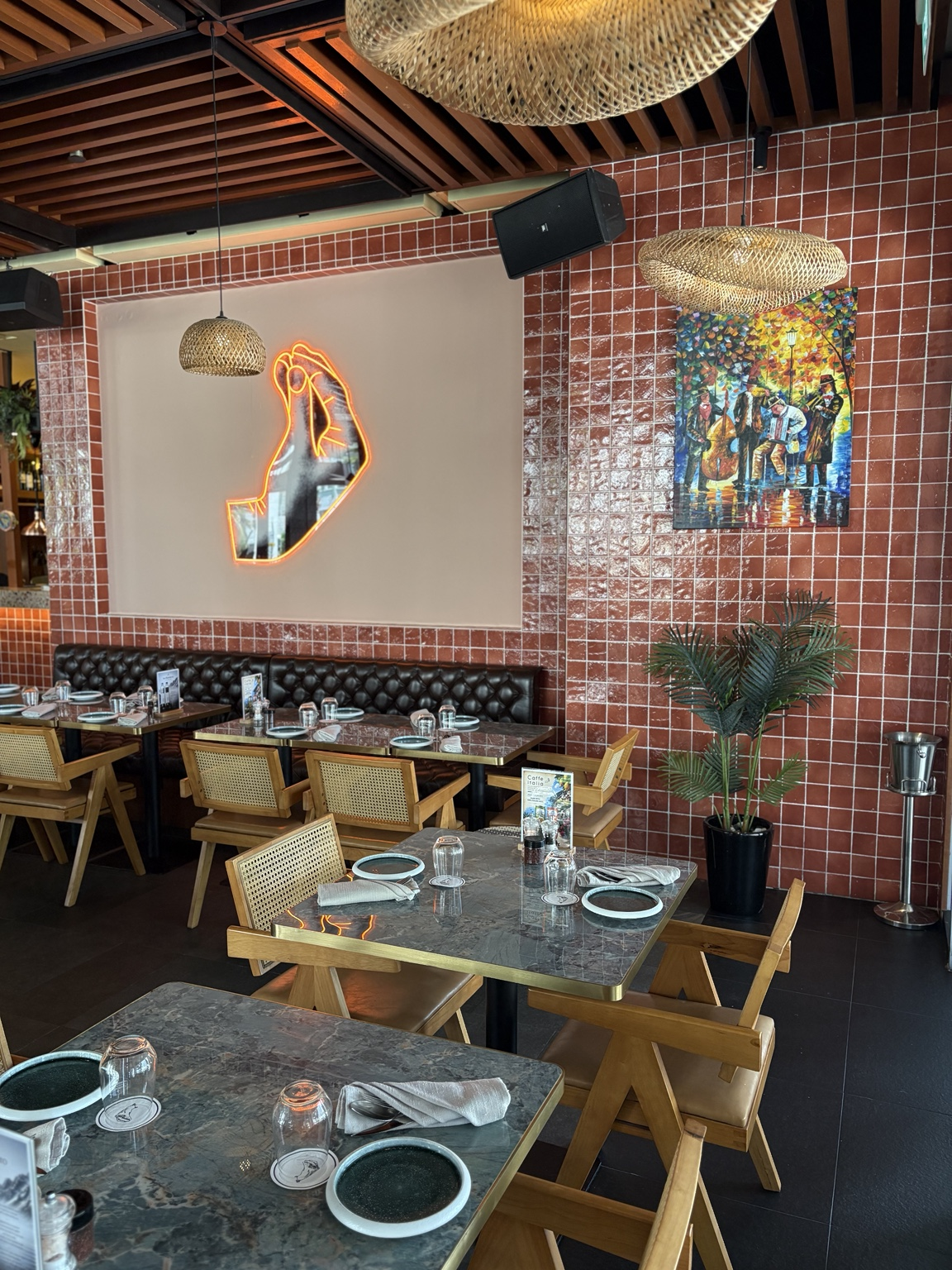 DINING STYLE 2 2026png